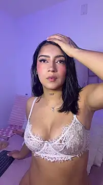 Nicolegh  online show from June 7, 2026, 2:16 am