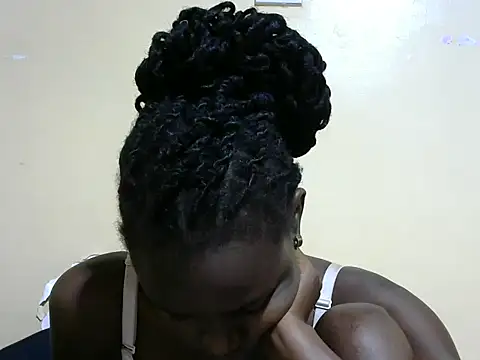 Snapshot of wild_vixen chatting on July 10, 2026, 11:29 pm wild vixen online show from July 10, 2026, 11:29 pm
