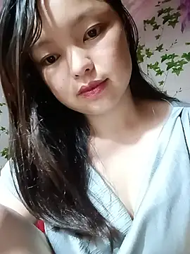 Linna-bae online show from June 4, 2026, 1:39 pm
