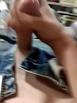 Mstrdstrctn7 online show from April 23, 2026, 6:43 pm