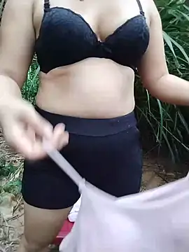 candyyy19 online show from June 30, 2026, 11:33 am