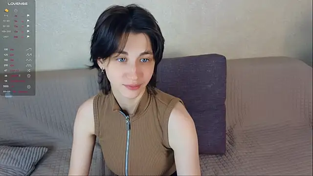 Carolina Lu online show from June 7, 2026, 4:38 am