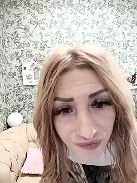 Snapshot of Eva_Axel chatting on June 7, 2026, 11:58 am Eva Axel online show from June 7, 2026, 11:58 am