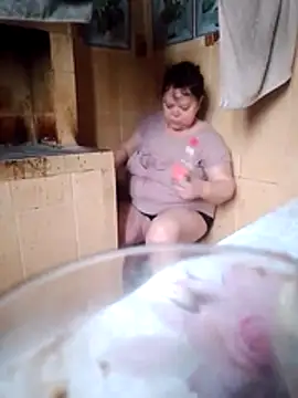 Snapshot of oksana72 chatting on March 19, 2026, 6:17 am oksana72 online show from March 19, 2026, 6:17 am