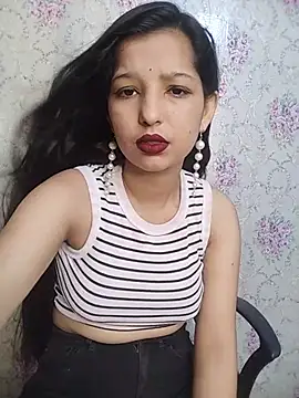 Queen Rosyy online show from June 20, 2026, 2:47 am