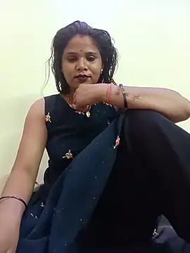 Snapshot of Rashi_hote chatting on July 15, 2026, 9:03 am Rashi hote online show from July 15, 2026, 9:03 am