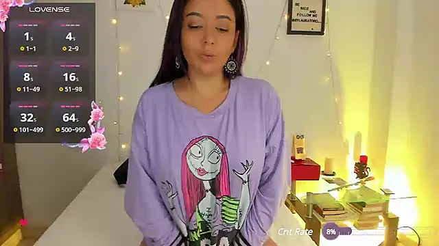 LauraToro  online show from February 19, 2025, 5:16 pm