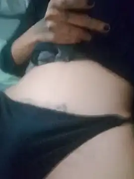 bonequinhaGatinha online show from June 10, 2026, 10:19 pm