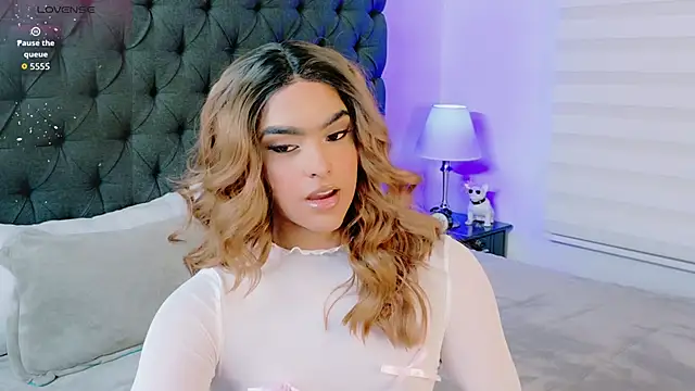 Scarlethvhonparker online show from March 15, 2026, 10:05 pm