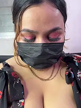Horny Misss online show from June 16, 2026, 7:33 am