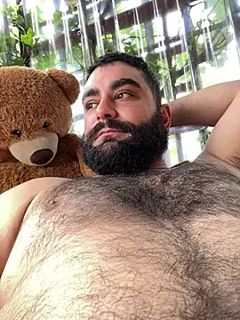 Snapshot of Bear-Dadd chatting on July 21, 2026, 11:01 am Bear-Dadd online show from July 21, 2026, 11:01 am