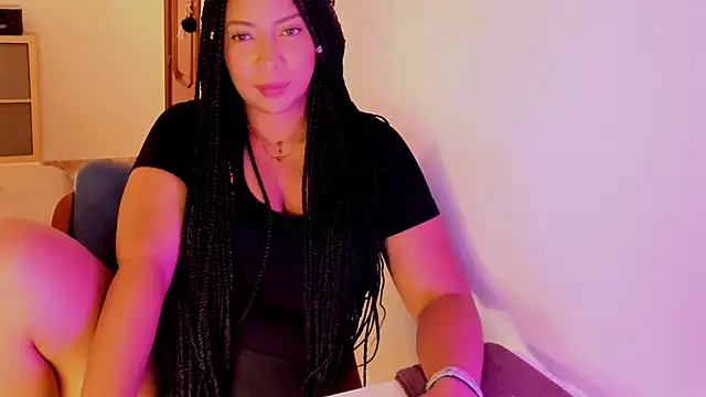 Snapshot of NicolePasqualott chatting on October 19, 2025, 7:47 pm NicolePasqualott online show from October 19, 2025, 7:47 pm