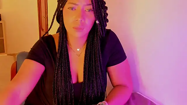 Snapshot of NicolePasqualott chatting on October 22, 2025, 7:35 pm NicolePasqualott online show from October 22, 2025, 7:35 pm