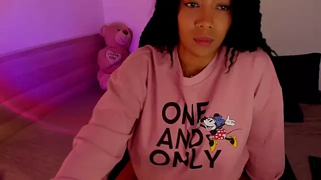 Snapshot of NicolePasqualott chatting on November 17, 2025, 8:25 pm NicolePasqualott online show from November 17, 2025, 8:25 pm