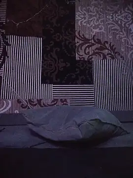 Dianadream online show from February 25, 2026, 3:27 am