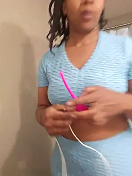 NAOMIdaFreakXXXXX online show from November 15, 2025, 10:45 am