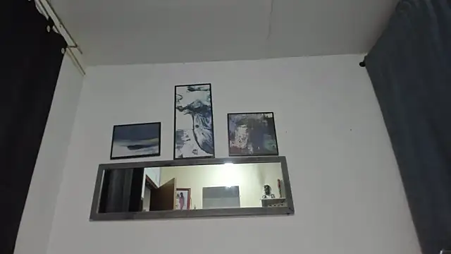 Crazy addixtion online show from November 20, 2025, 6:18 pm