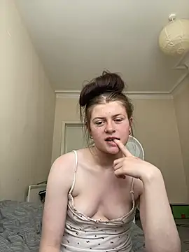 Snapshot of Filthy_ScottishCarmen chatting on July 1, 2026, 8:05 am Filthy ScottishCarmen online show from July 1, 2026, 8:05 am