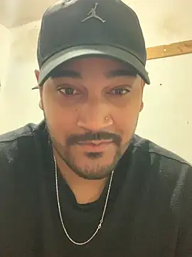 wandinho13 online show from June 17, 2026, 1:23 pm