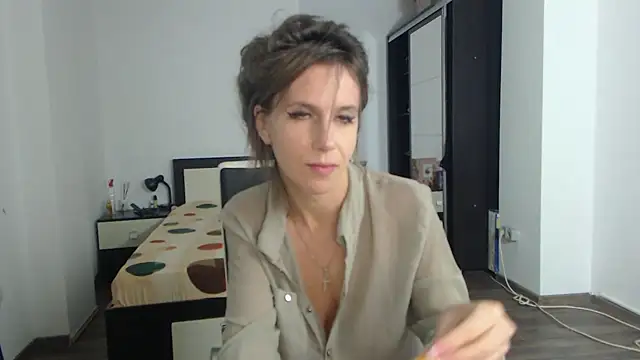 DedeSibel online show from March 9, 2025, 7:37 pm