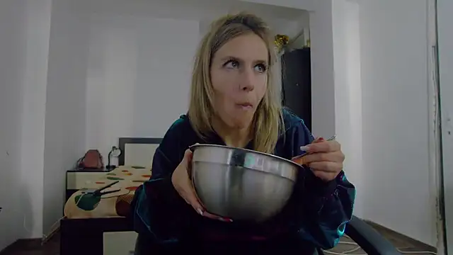 DedeSibel online show from October 10, 2025, 11:20 am