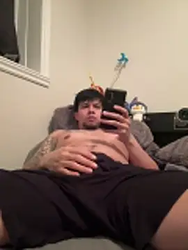 Snapshot of Sualazar chatting on February 11, 2026, 12:15 am Sualazar online show from February 11, 2026, 12:15 am