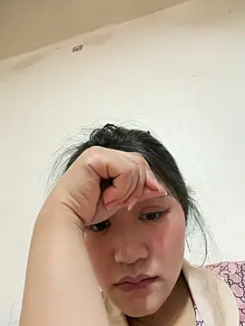 katty baobei2005 online show from June 21, 2026, 2:52 pm