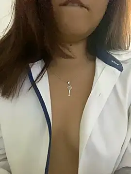 junn0697 online show from July 13, 2026, 6:49 am