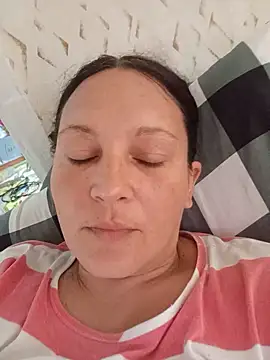 Irisssska online show from July 6, 2026, 7:38 am