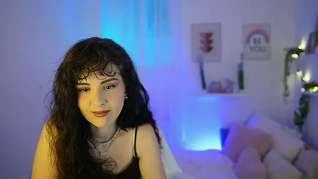 Snapshot of Daisy_Lowe chatting on July 17, 2026, 7:41 pm Daisy Lowe online show from July 17, 2026, 7:41 pm