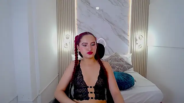 Snapshot of Kimberly_Skinny_ chatting on July 2, 2026, 10:49 pm Kimberly Skinny online show from July 2, 2026, 10:49 pm