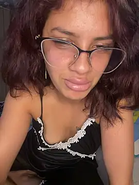 BiaaSexxy online show from July 13, 2026, 6:33 pm