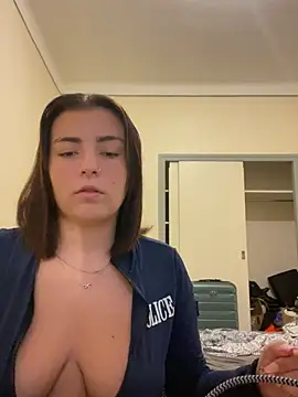 caroyourbaby online show from July 6, 2026, 7:49 pm