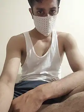 Snapshot of Yoursexy_boy21 chatting on July 8, 2026, 5:50 pm Yoursexy boy21 online show from July 8, 2026, 5:50 pm