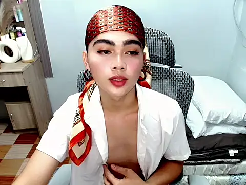 Snapshot of ItsKenny chatting on July 2, 2026, 4:07 am ItsKenny online show from July 2, 2026, 4:07 am