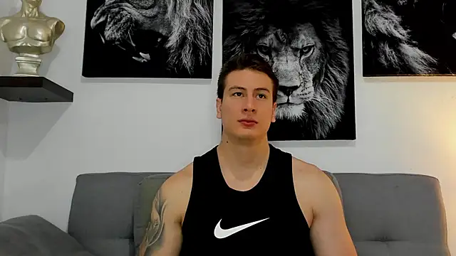 Snapshot of AlexHarrington chatting on July 8, 2026, 1:54 am AlexHarrington online show from July 8, 2026, 1:54 am