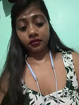 Miss-puhu online show from July 9, 2026, 1:20 am