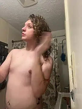 Snapshot of twinkytrina chatting on July 8, 2026, 12:04 am twinkytrina online show from July 8, 2026, 12:04 am