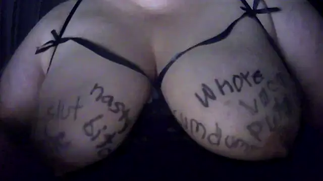 Milfcerda online show from October 31, 2025, 9:43 am