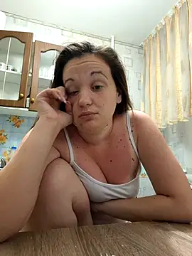 JeanneLoryzia online show from July 15, 2026, 8:47 pm