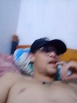 Josward10 online show from July 17, 2026, 2:40 am