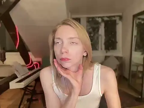 Snapshot of Anna_darko chatting on July 13, 2026, 9:50 pm Anna darko online show from July 13, 2026, 9:50 pm
