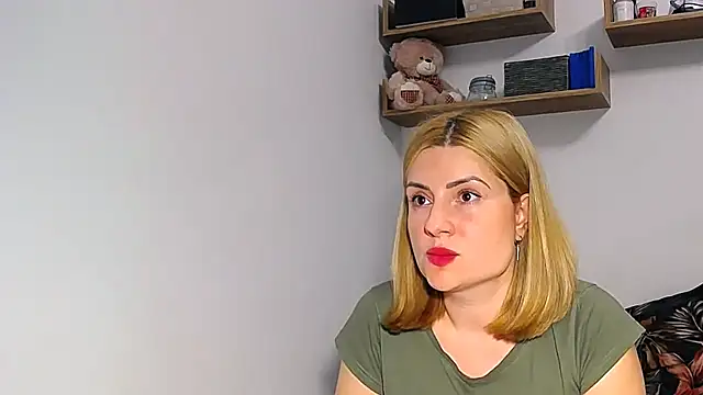 alisenties online show from November 6, 2025, 3:35 pm