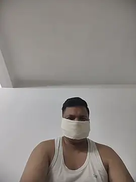 Snapshot of arya_john chatting on July 14, 2026, 10:37 pm arya john online show from July 14, 2026, 10:37 pm