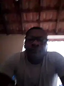 mineirinho45 online show from July 19, 2026, 8:01 pm