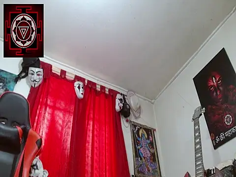 Amanda Valeska online show from September 25, 2025, 4:11 pm