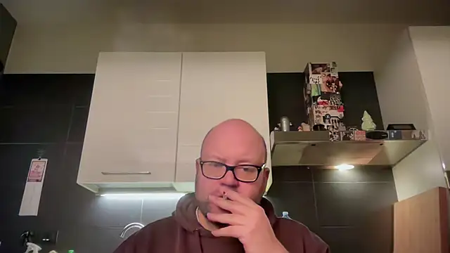 theitalianbear online show from March 1, 2026, 5:31 am