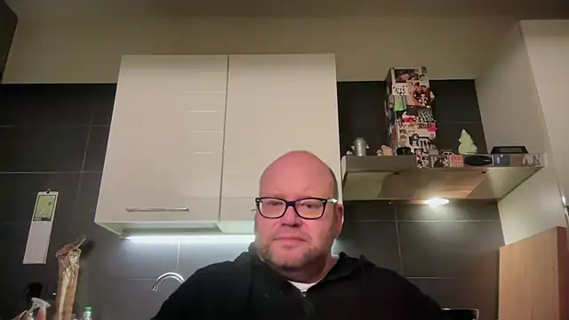 theitalianbear online show from March 2, 2026, 3:52 am