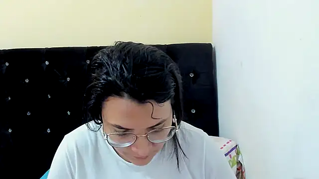 MARILYN GARCIA online show from January 5, 2025, 3:55 pm