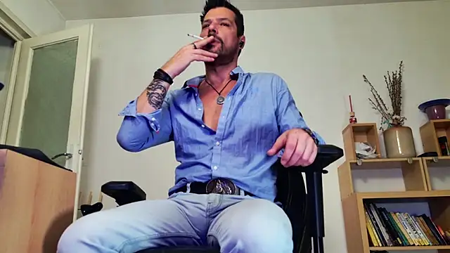 ChrisKox online show from April 17, 2026, 2:25 am